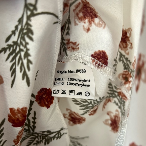 Exlura Floral Tiered Ruffle Smocked Shorts Romper - Picture 10 of 12